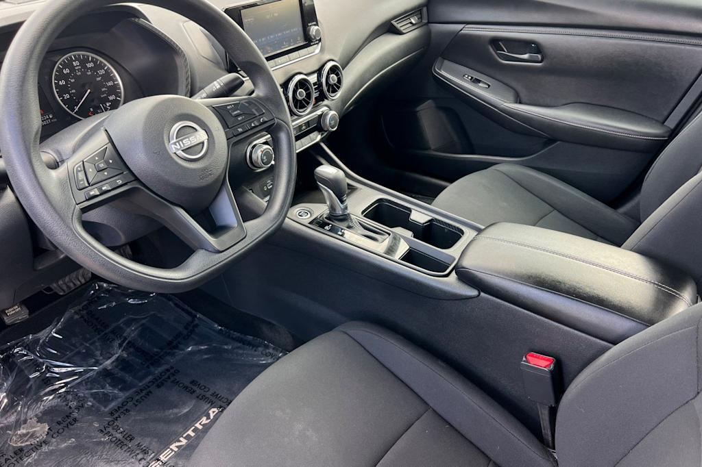 Thumbnail: 2024 Nissan Sentra - 9