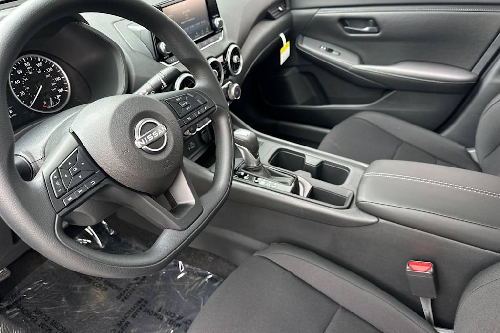 2025 Nissan Sentra S 9