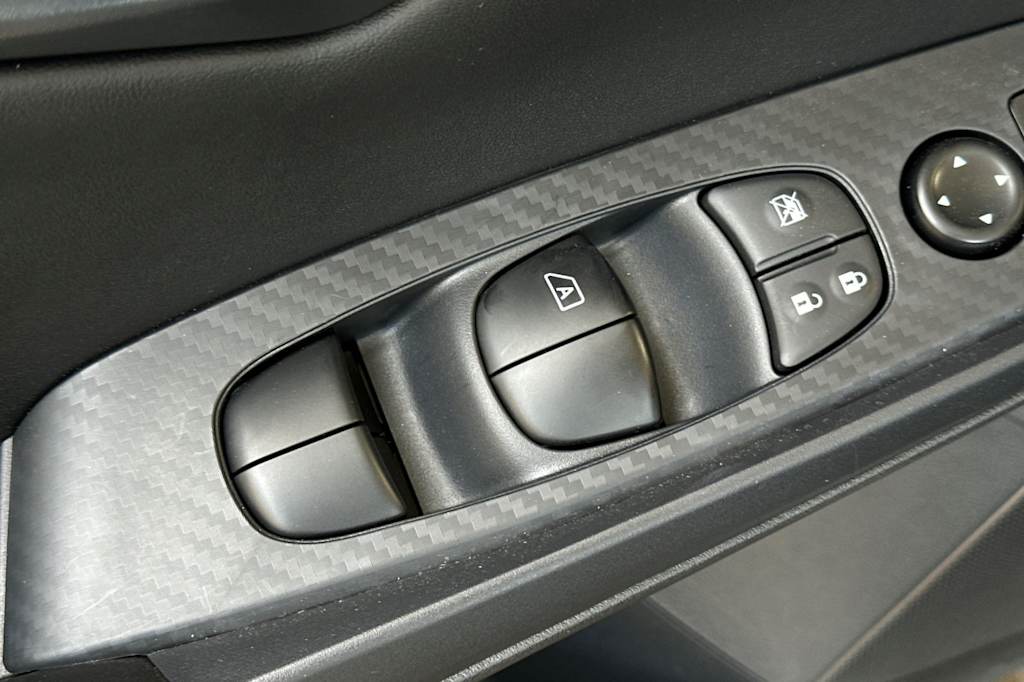 2025 Nissan Sentra S 22