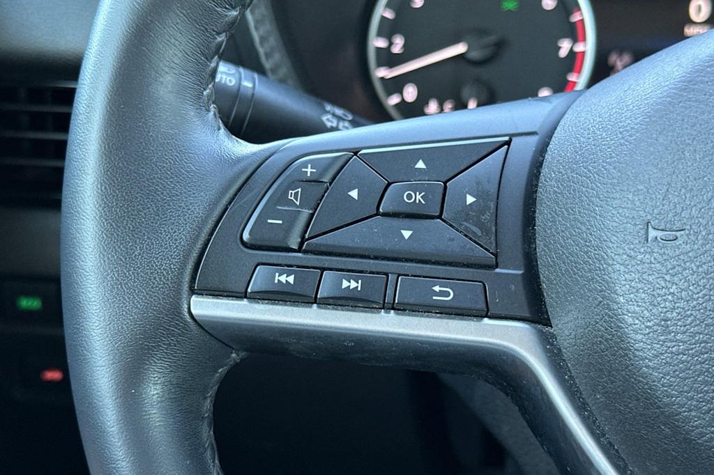 Thumbnail: 2021 Nissan Sentra - 30
