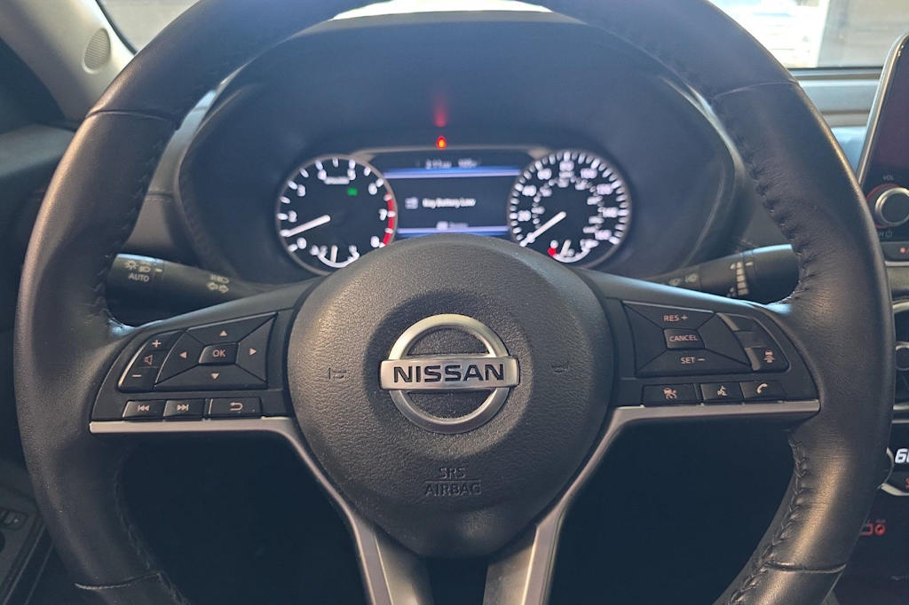 Thumbnail: 2021 Nissan Sentra - 25