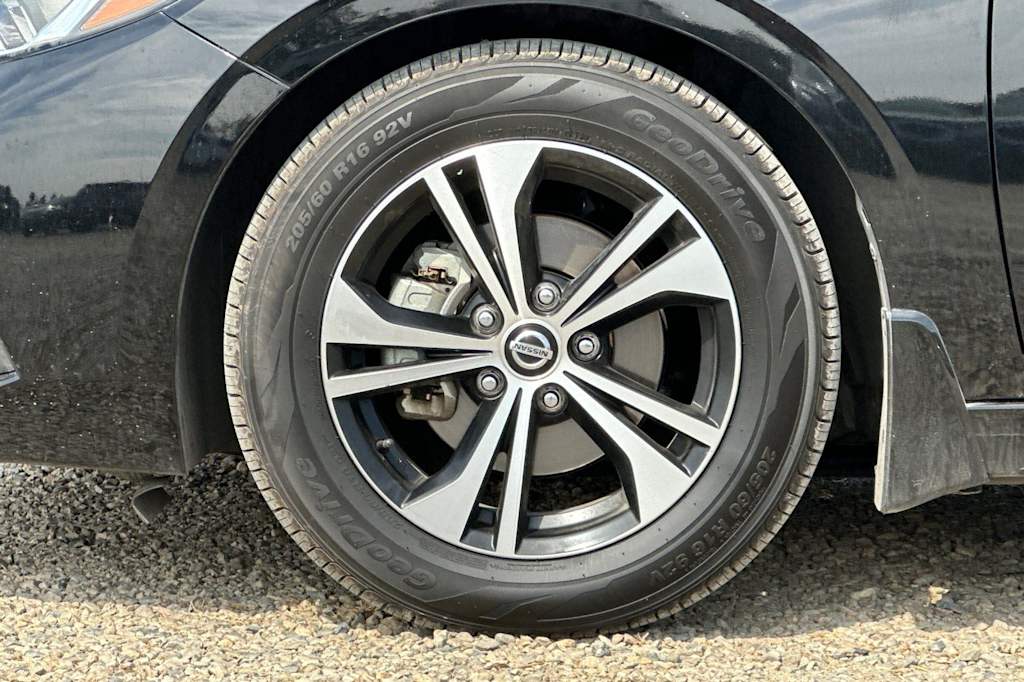 Thumbnail: 2021 Nissan Sentra - 8