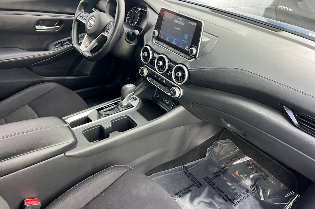 Thumbnail: 2025 Nissan Sentra - 12