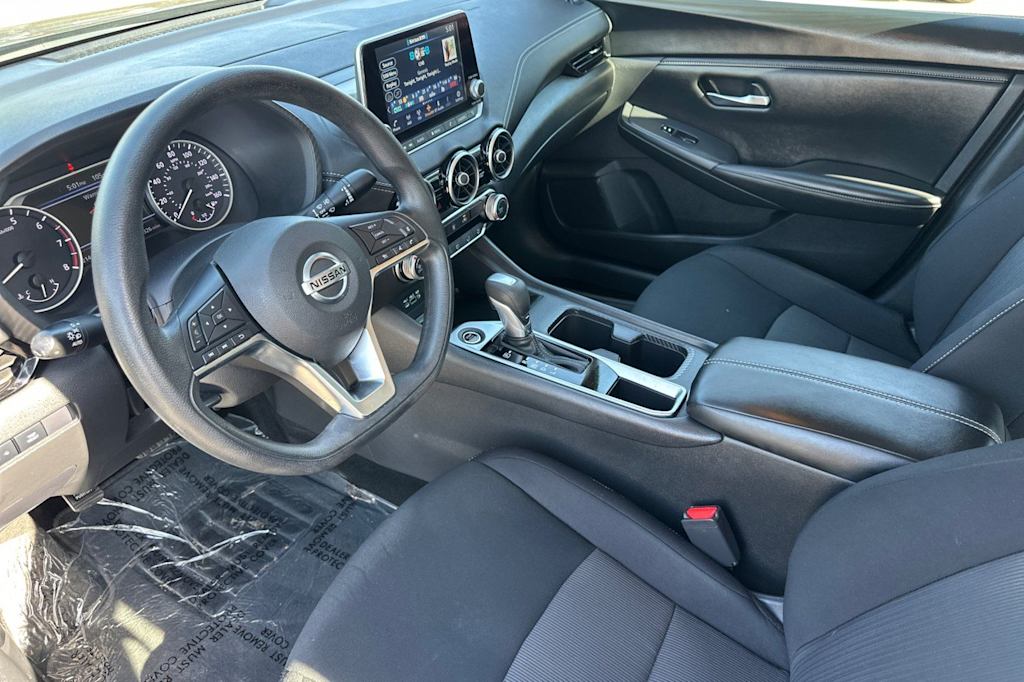 Thumbnail: 2023 Nissan Sentra - 9
