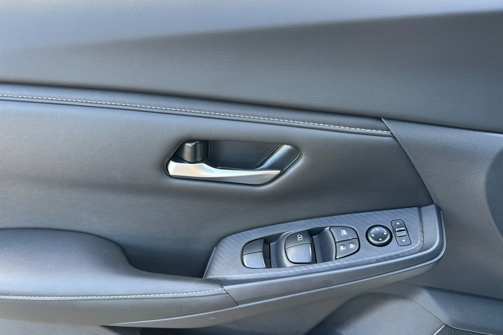 2025 Nissan Sentra SV 21