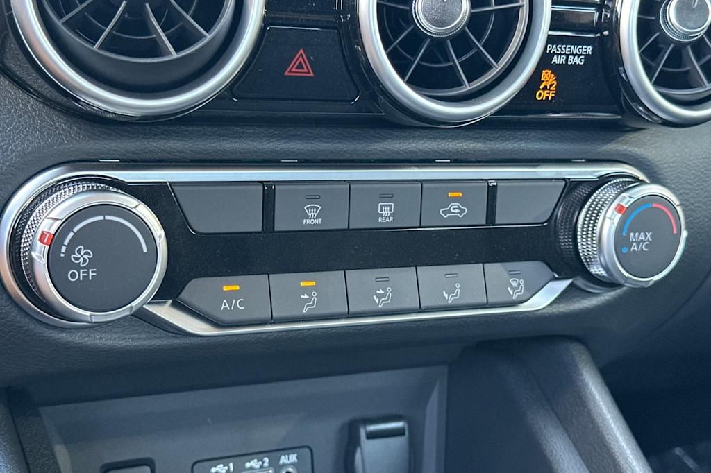 2025 Nissan Sentra SV 25