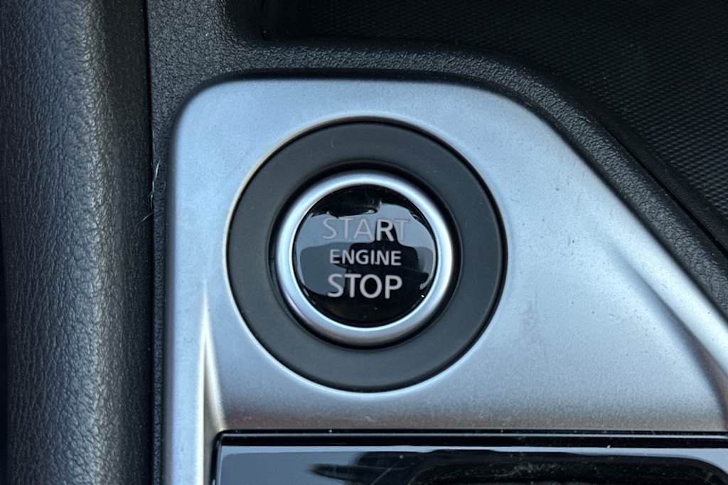 2025 Nissan Sentra SV 26