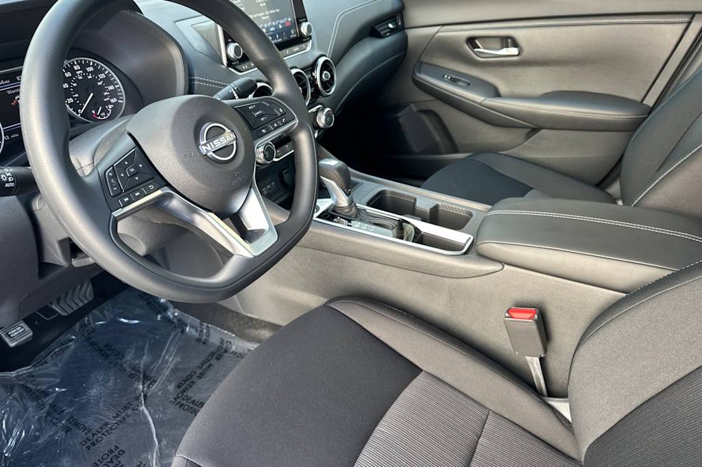 2025 Nissan Sentra SV 9