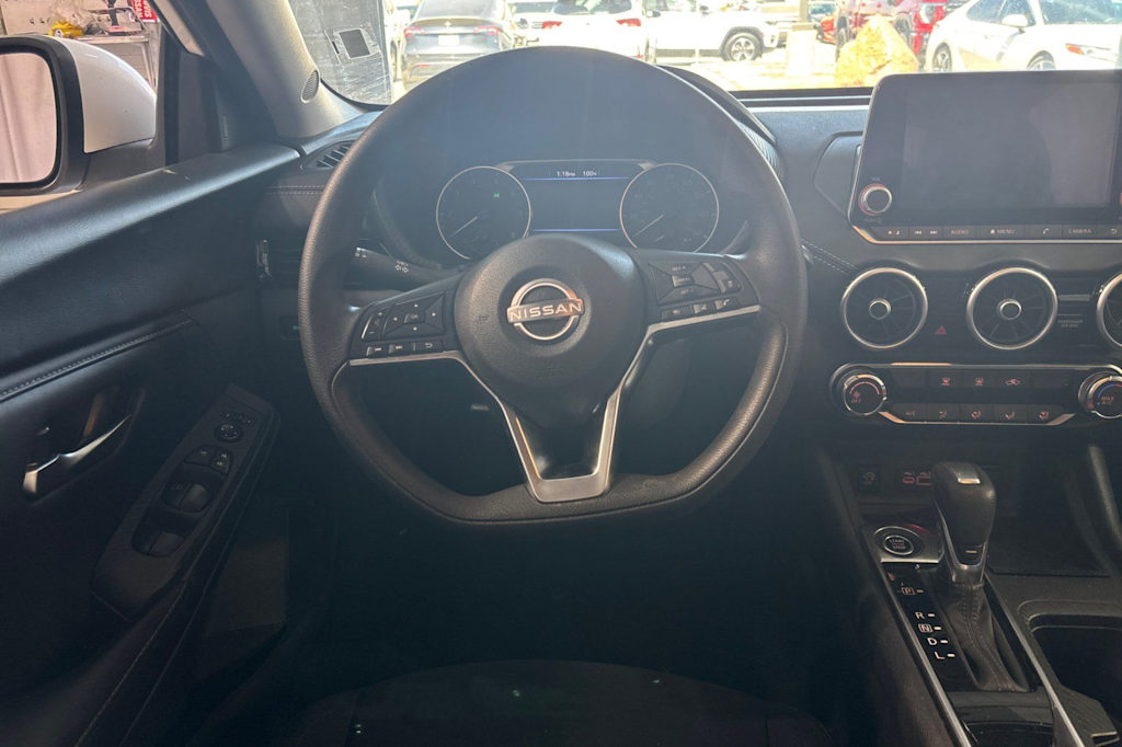 Thumbnail: 2024 Nissan Sentra - 9