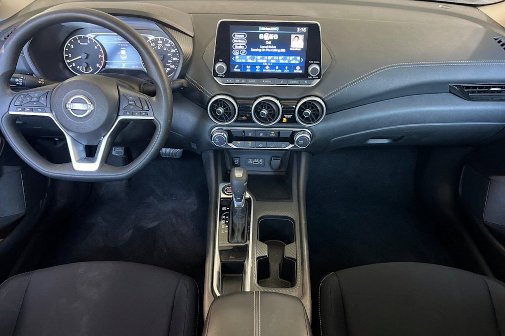 Thumbnail: 2025 Nissan Sentra - 2