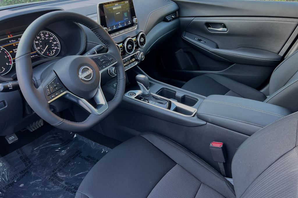 Thumbnail: 2025 Nissan Sentra - 9