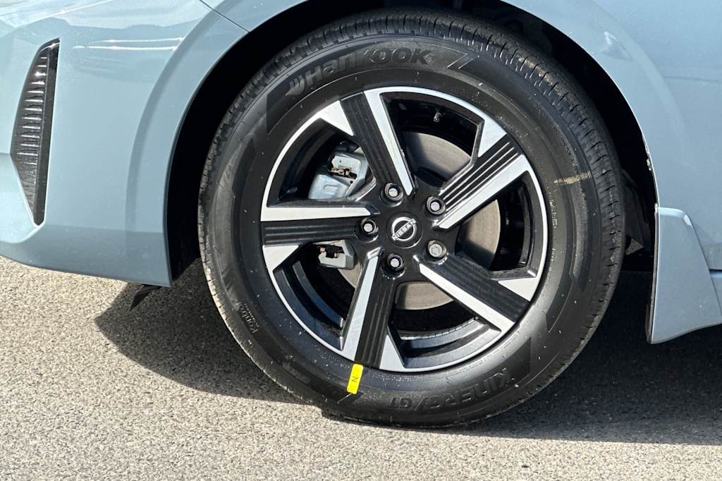 Thumbnail: 2025 Nissan Sentra - 8