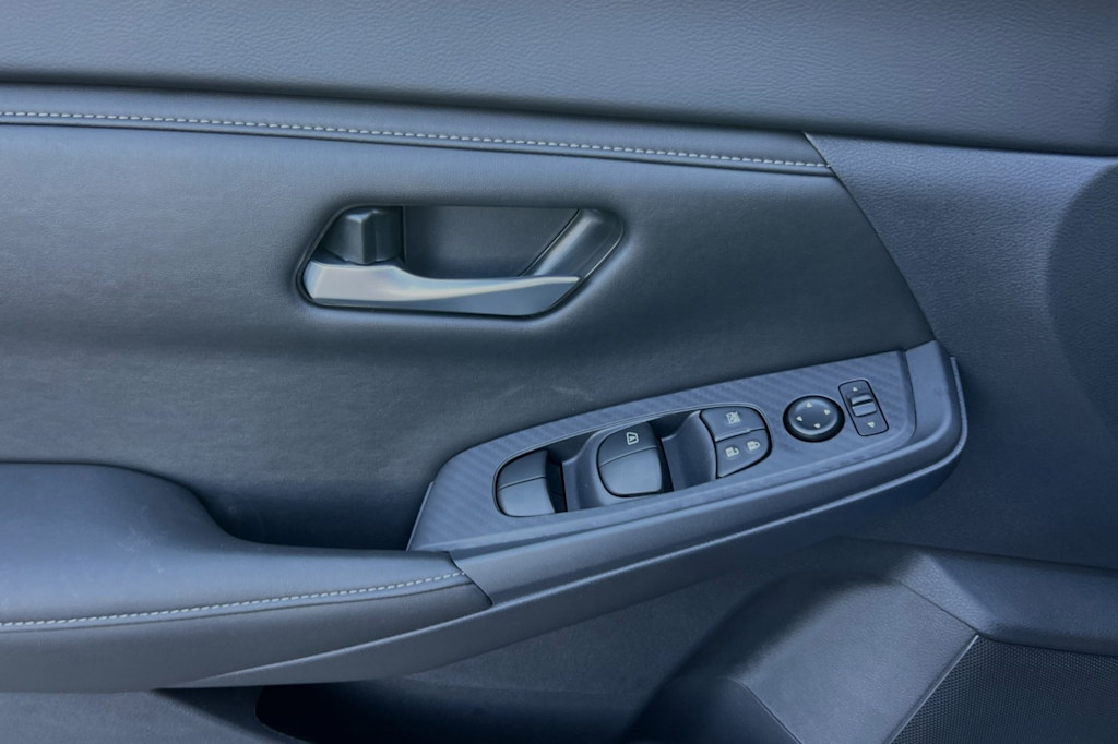 Thumbnail: 2025 Nissan Sentra - 21