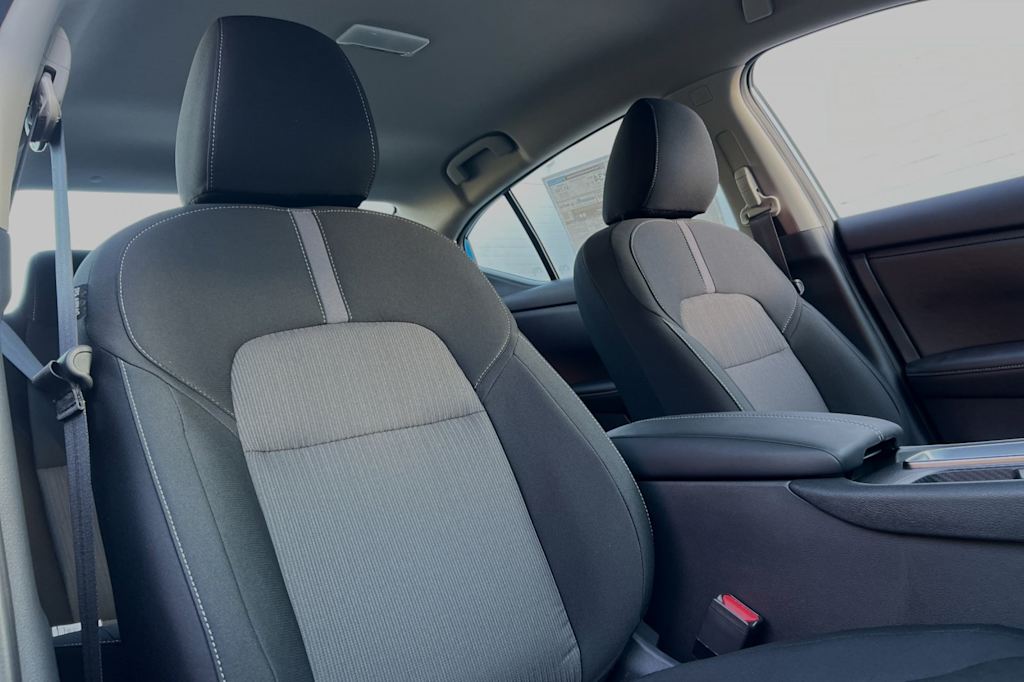 Thumbnail: 2025 Nissan Sentra - 10