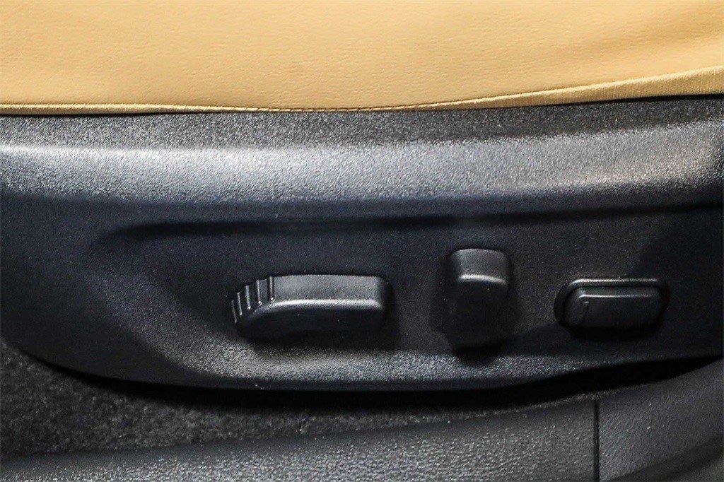 2025 Nissan Sentra SV 26