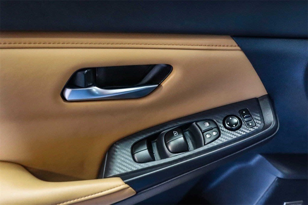 2025 Nissan Sentra SV 27