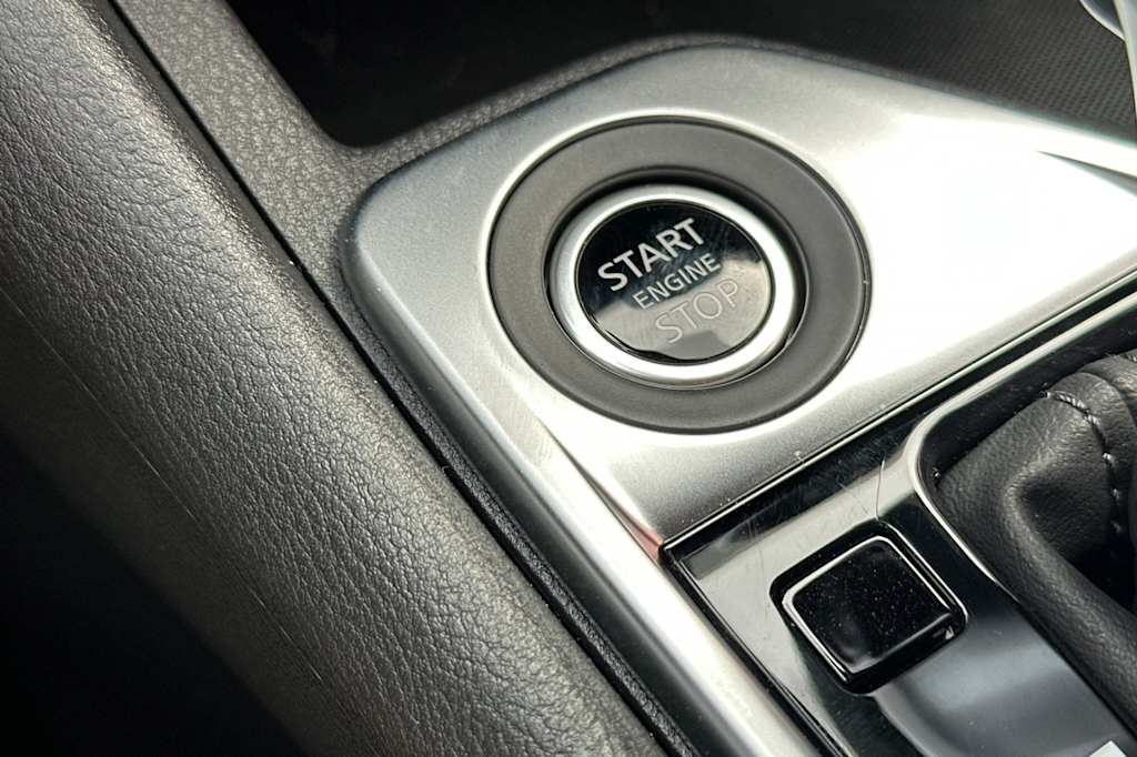 2025 Nissan Sentra SV 25