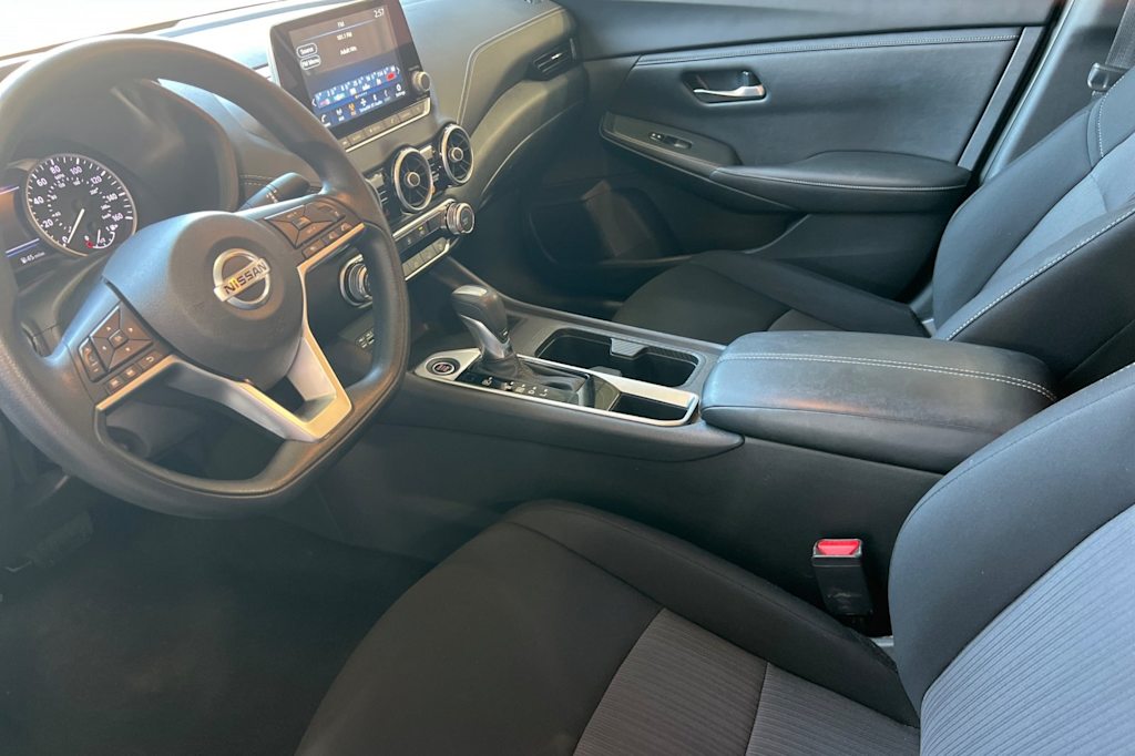 Thumbnail: 2023 Nissan Sentra - 10
