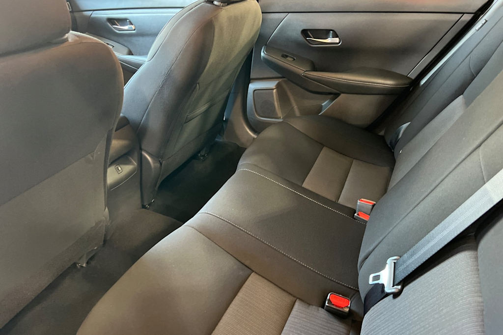 Thumbnail: 2023 Nissan Sentra - 12