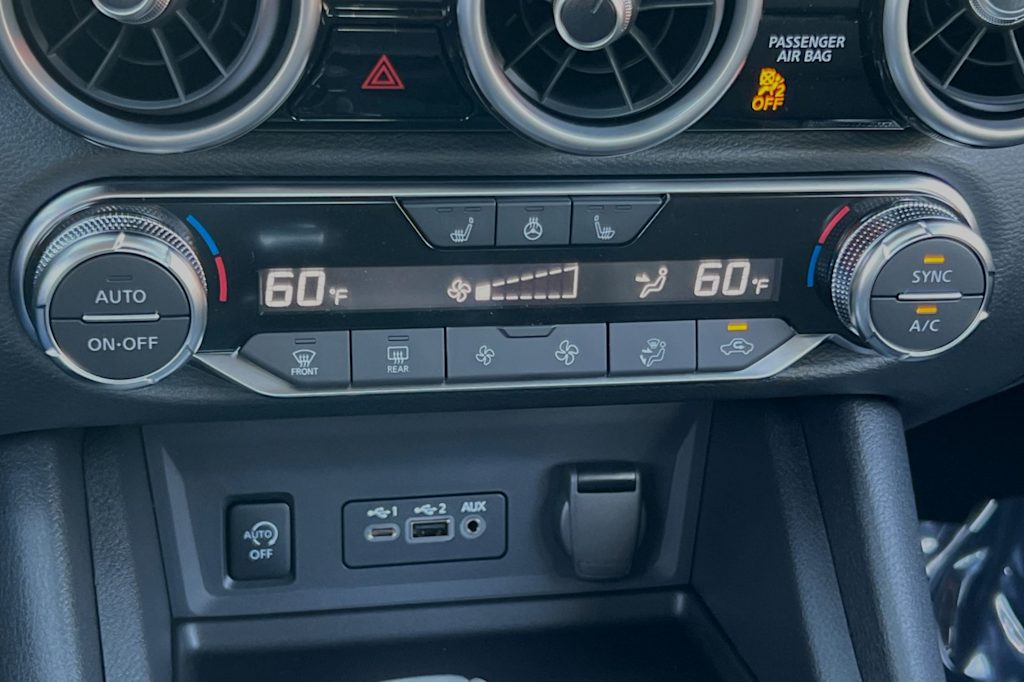 Thumbnail: 2025 Nissan Sentra - 24