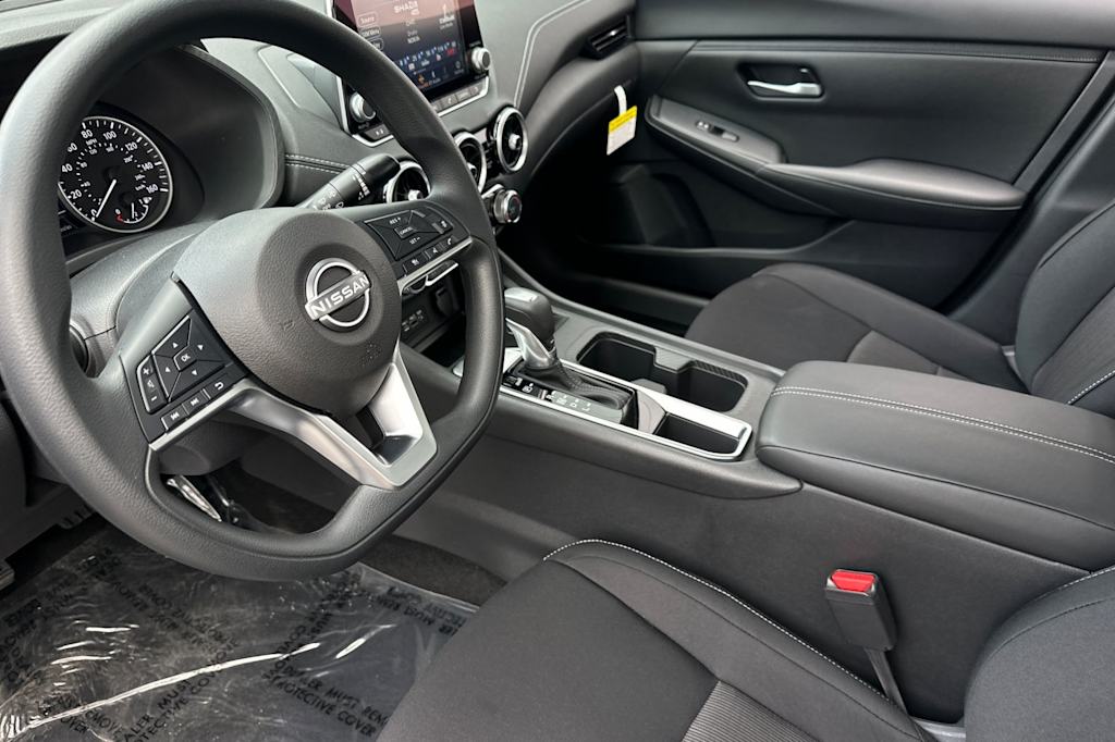 2025 Nissan Sentra SV 9