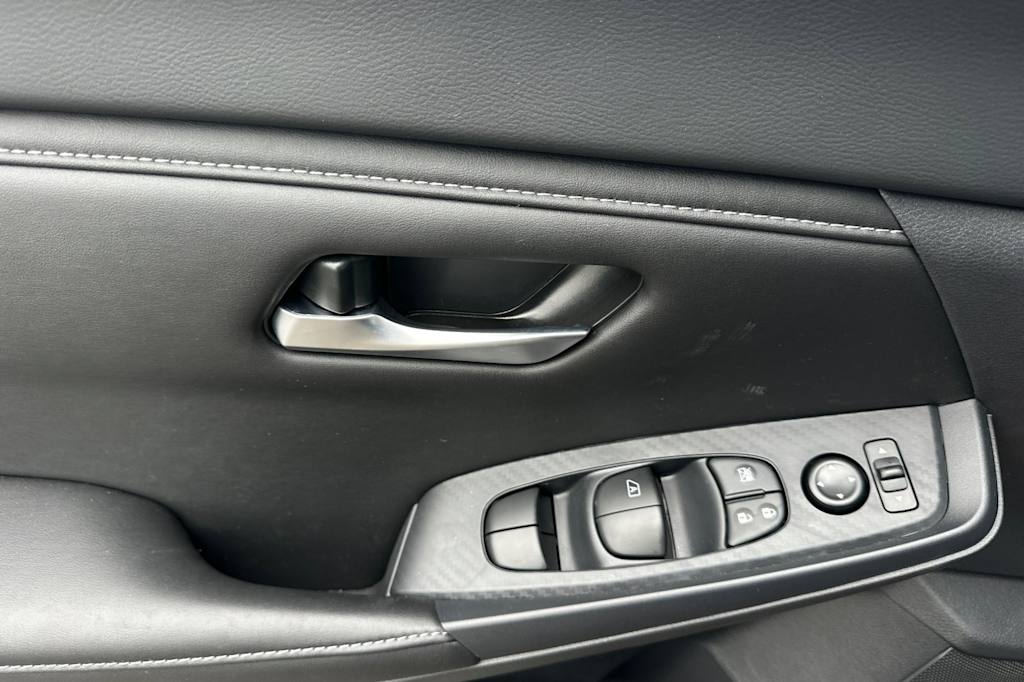 2025 Nissan Sentra SV 21
