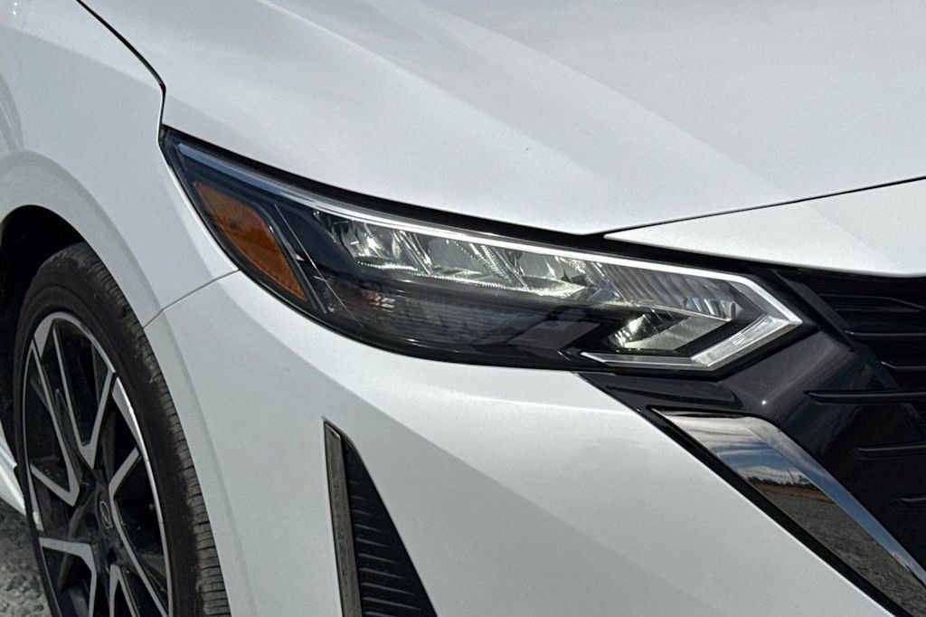 Thumbnail: 2025 Nissan Sentra - 33