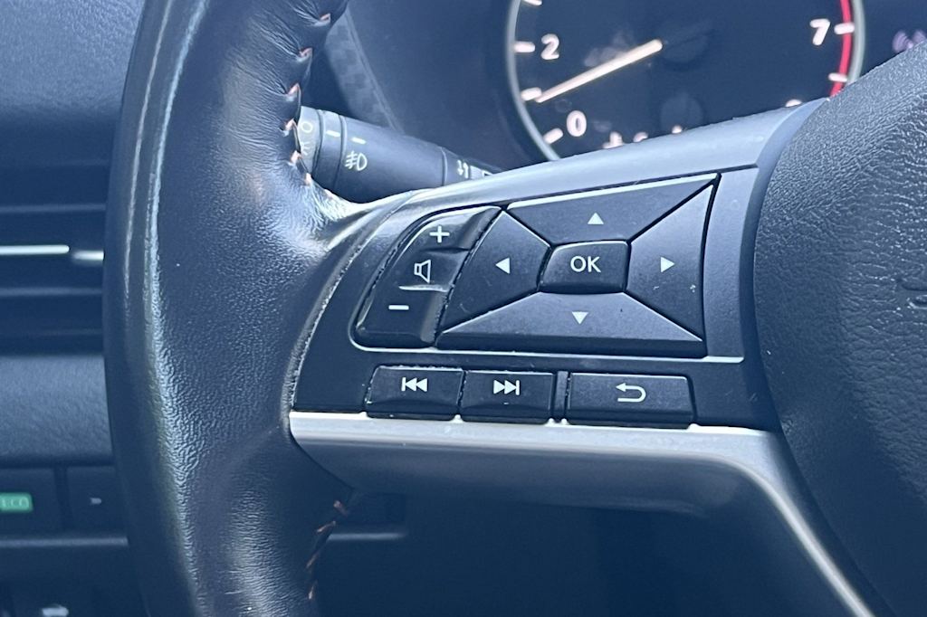 Thumbnail: 2021 Nissan Sentra - 32