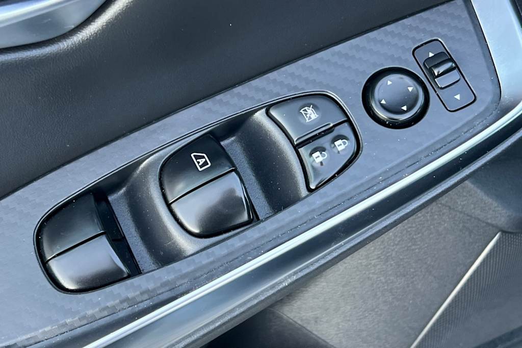 Thumbnail: 2021 Nissan Sentra - 22