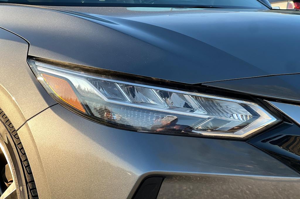 Thumbnail: 2021 Nissan Sentra - 33