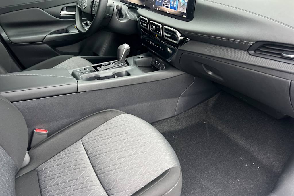 Thumbnail: 2026 Nissan Sentra - 12