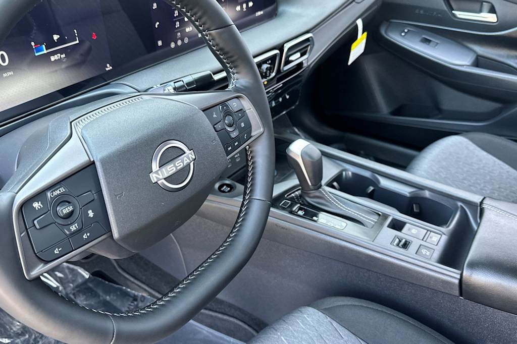 Thumbnail: 2027 Nissan Sentra - 9