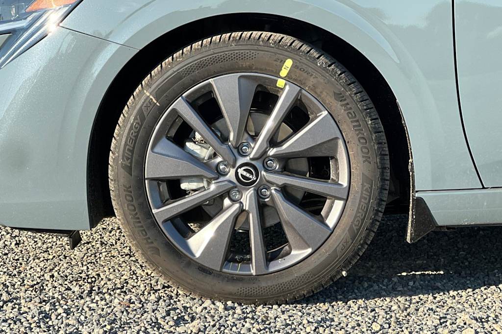 Thumbnail: 2026 Nissan Sentra - 8