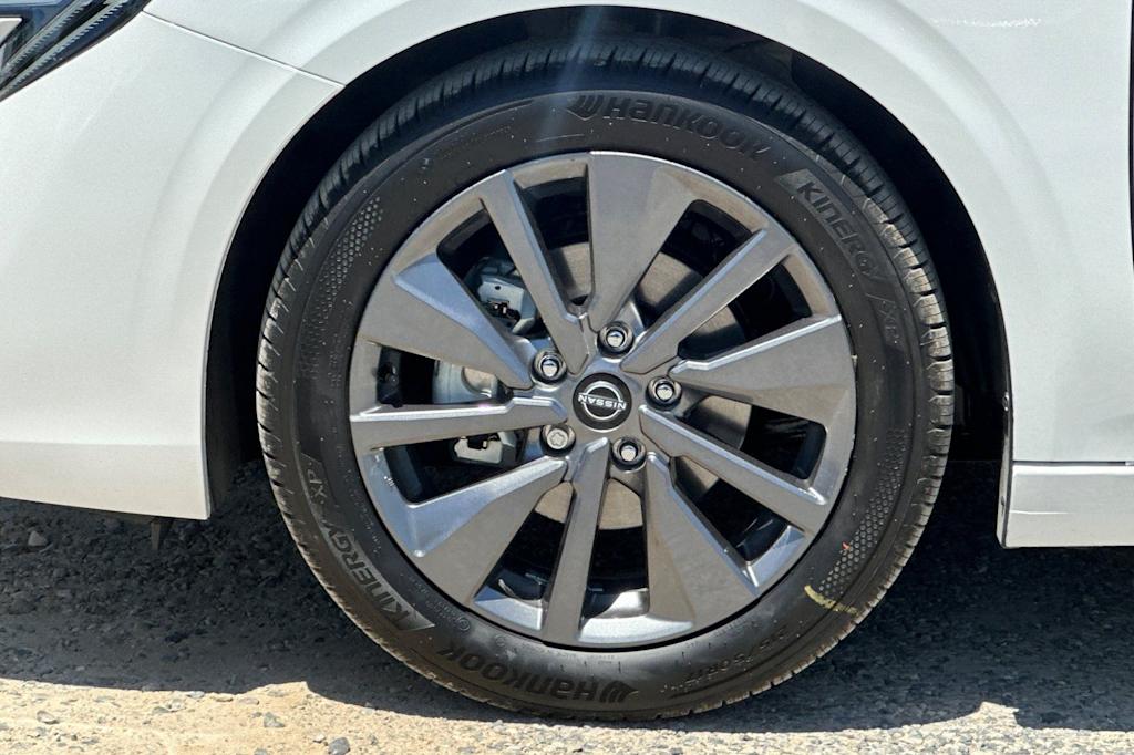Thumbnail: 2026 Nissan Sentra - 8