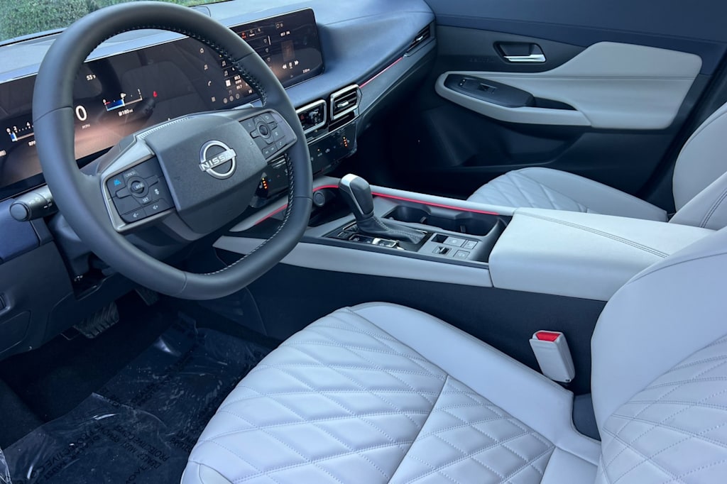 Thumbnail: 2026 Nissan Sentra - 9