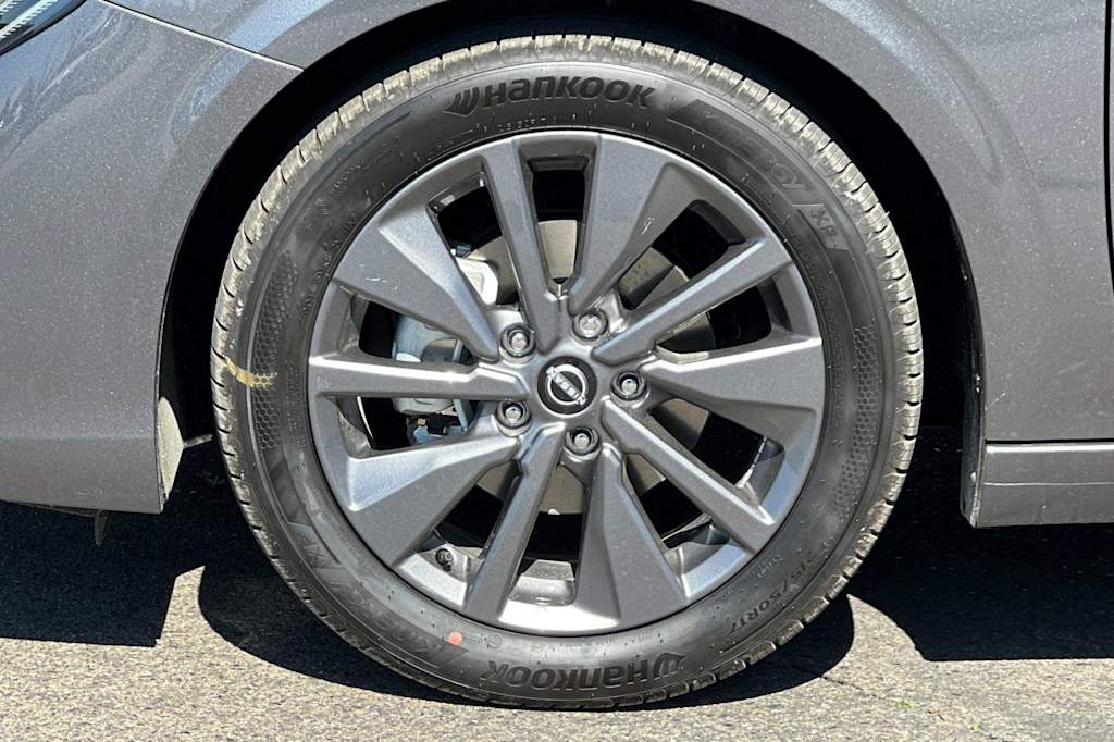 Thumbnail: 2026 Nissan Sentra - 8