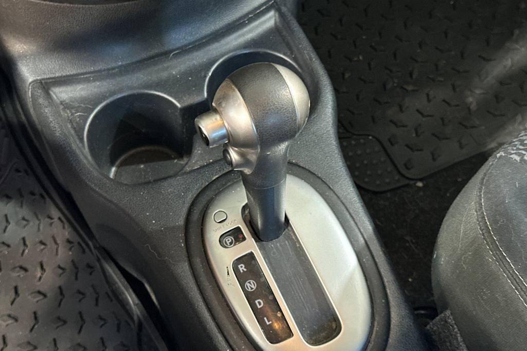 Thumbnail: 2016 Nissan Versa Note - 14