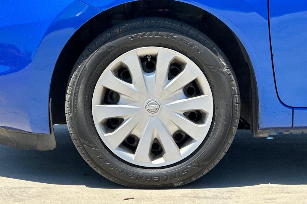 Thumbnail: 2016 Nissan Versa Note - 7