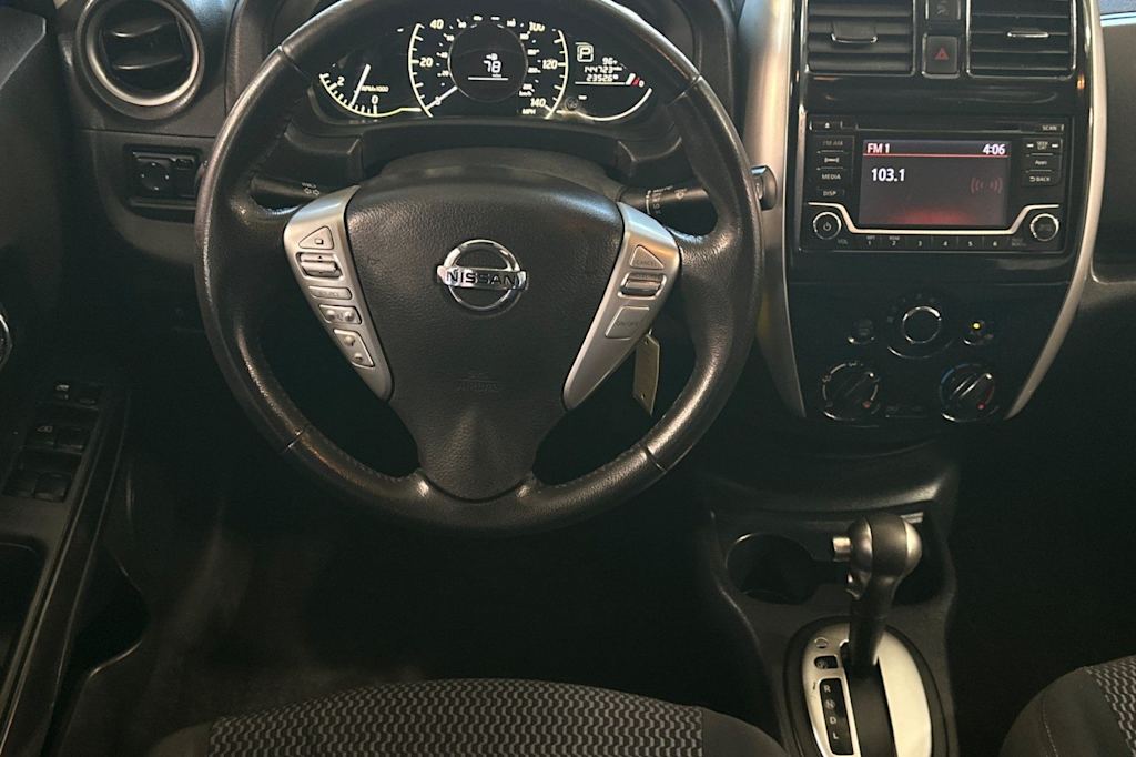 Thumbnail: 2016 Nissan Versa Note - 12