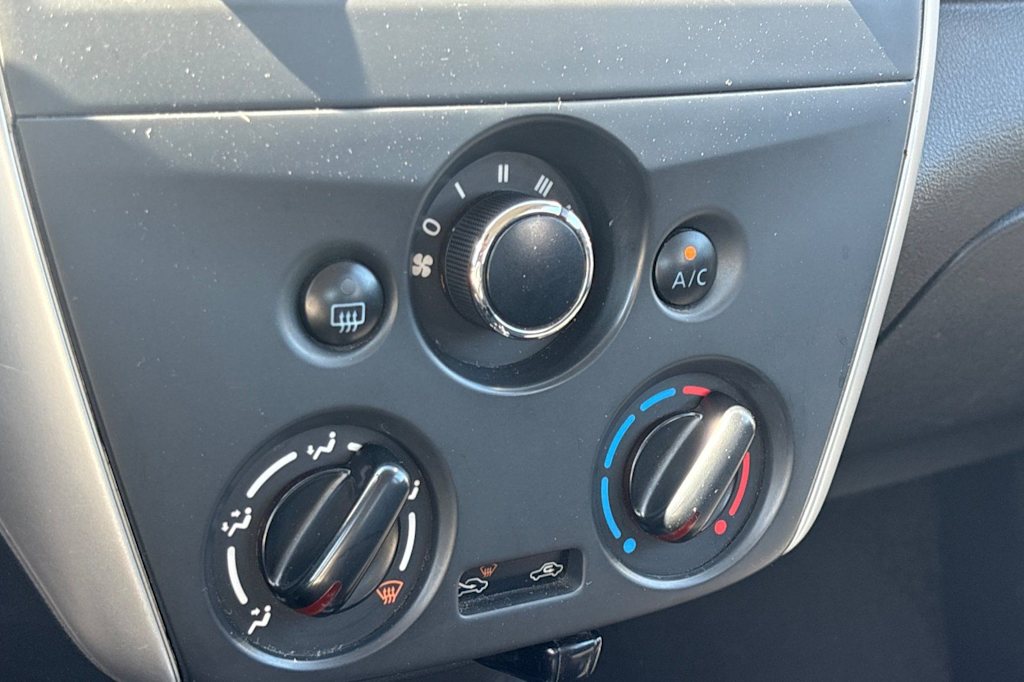 Thumbnail: 2018 Nissan Versa - 23