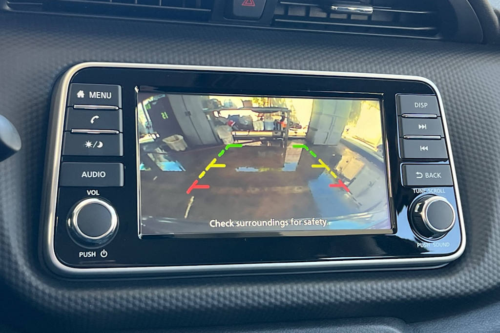 Thumbnail: 2025 Nissan Kicks - 24