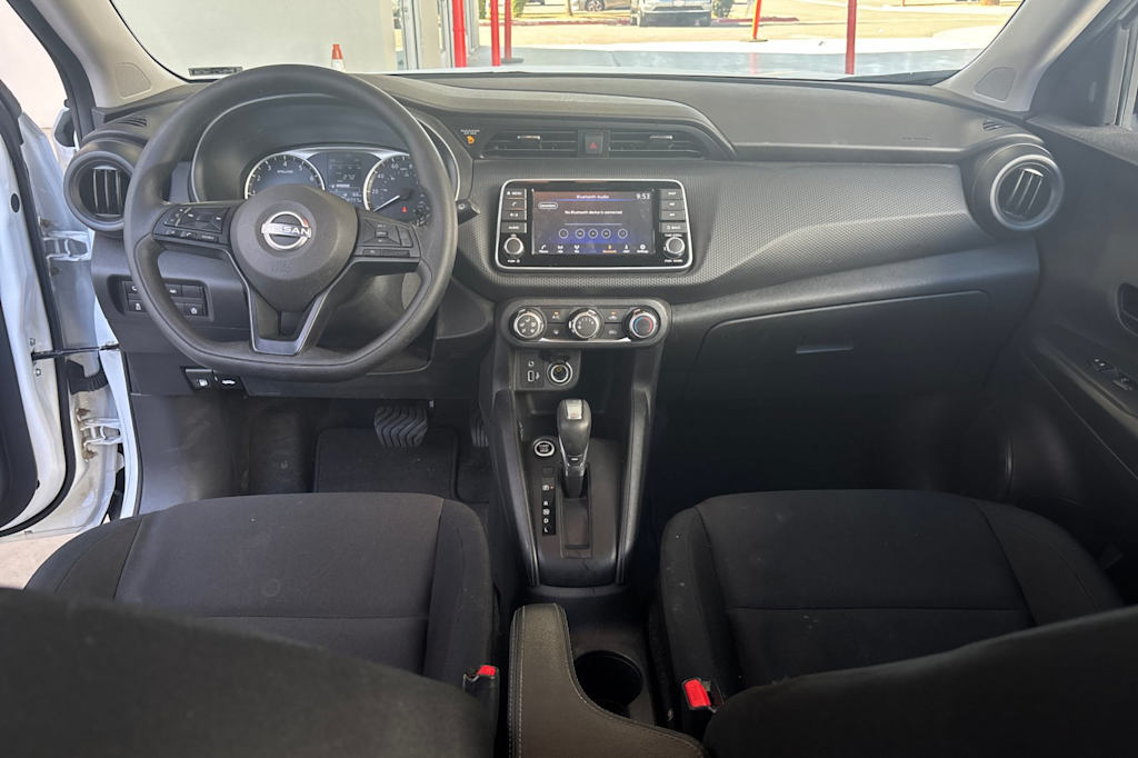 Thumbnail: 2025 Nissan Kicks - 2