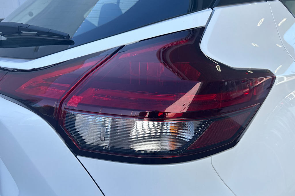 Thumbnail: 2025 Nissan Kicks - 22