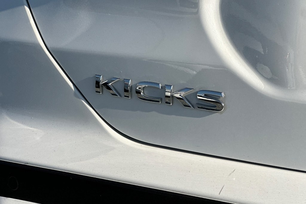 Thumbnail: 2025 Nissan Kicks - 7