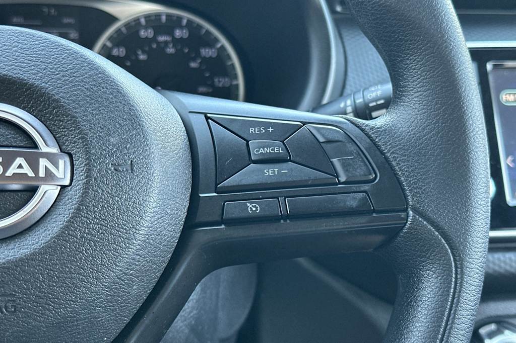 Thumbnail: 2025 Nissan Kicks - 30