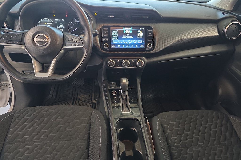 Thumbnail: 2023 Nissan Kicks - 2