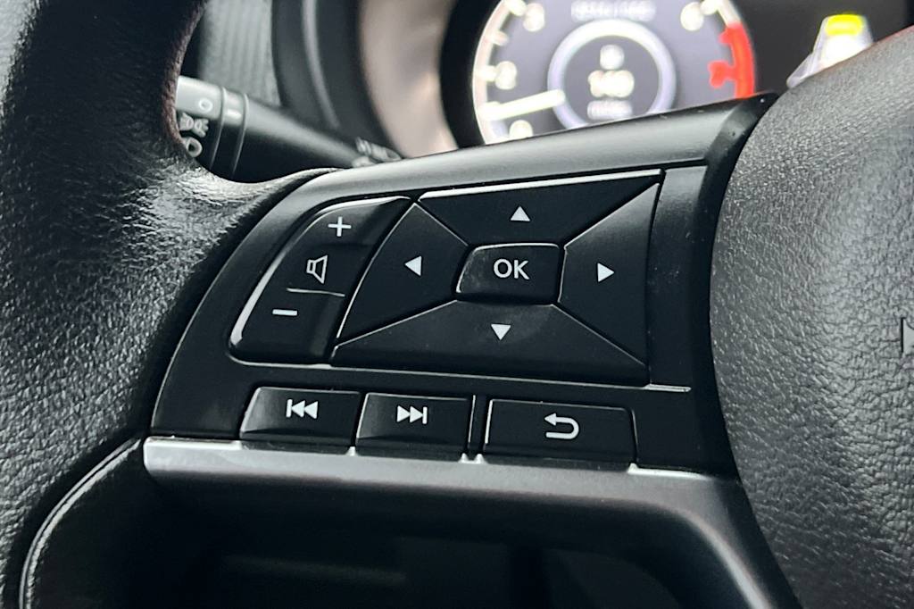 Thumbnail: 2024 Nissan Kicks - 31