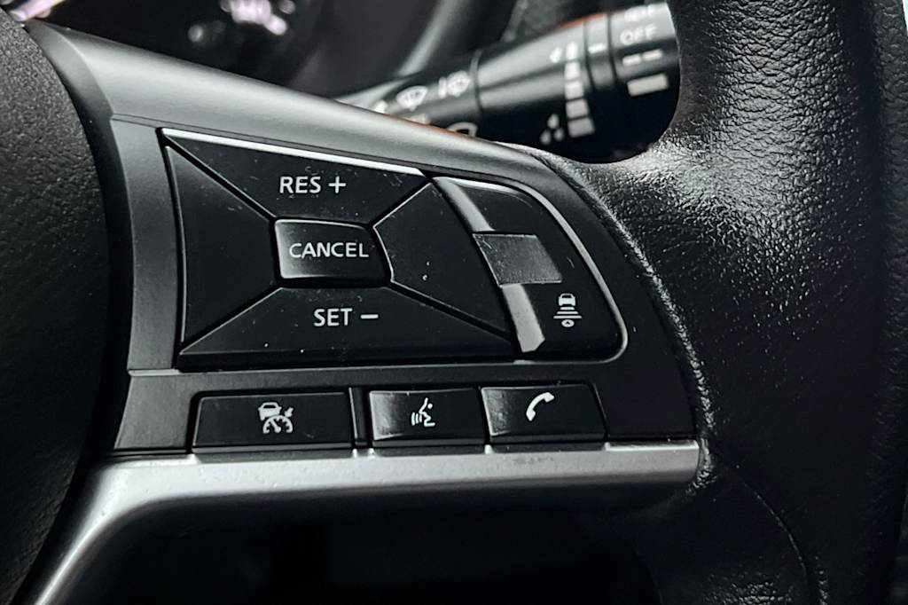 Thumbnail: 2024 Nissan Kicks - 30