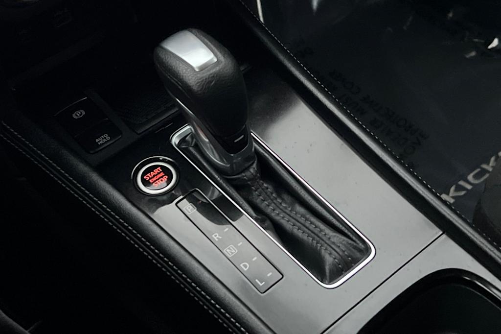 Thumbnail: 2024 Nissan Kicks - 15