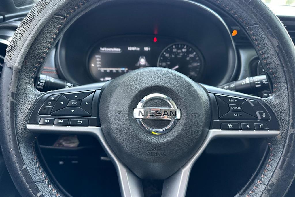 Thumbnail: 2021 Nissan Kicks - 27